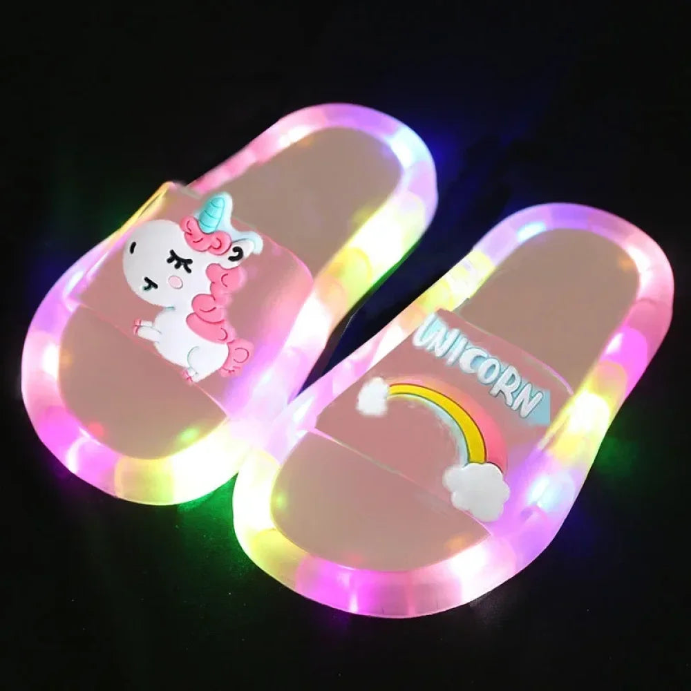 Chaussons enfant style claquette licorne avec led (taille 24-35)