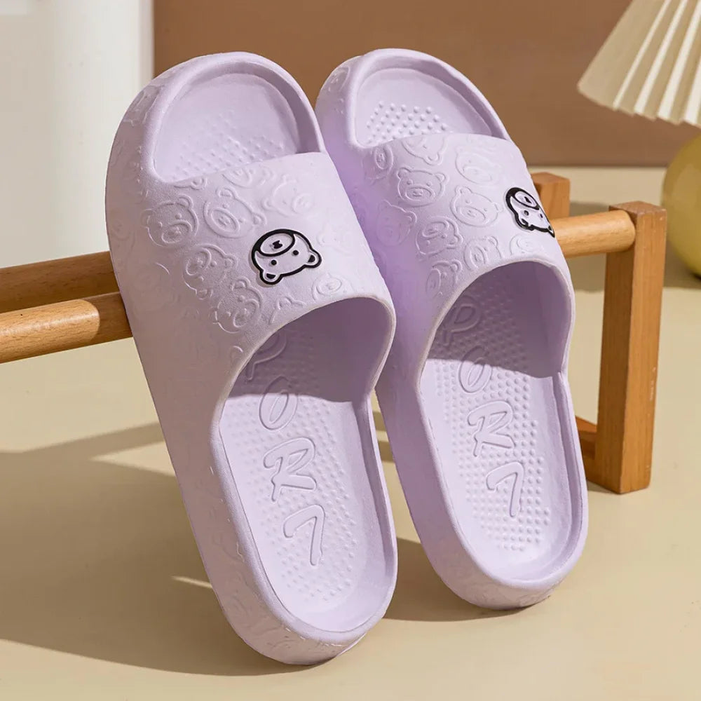 Chaussons style claquette avec motif ours (taille 36-45) - Violet / 36-37