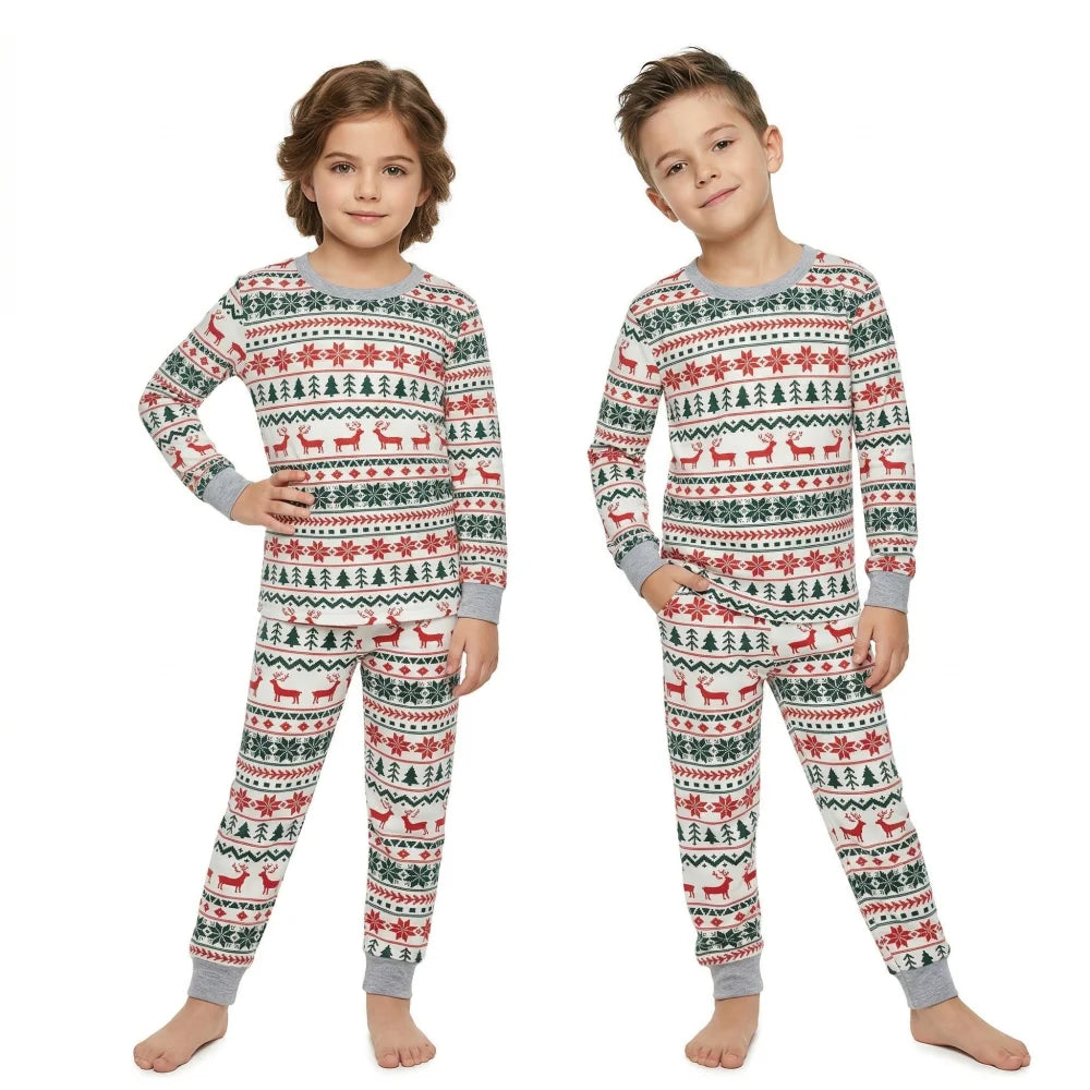 Pyjama de Noël Enfant à motifs nordiques (2-15 ans)